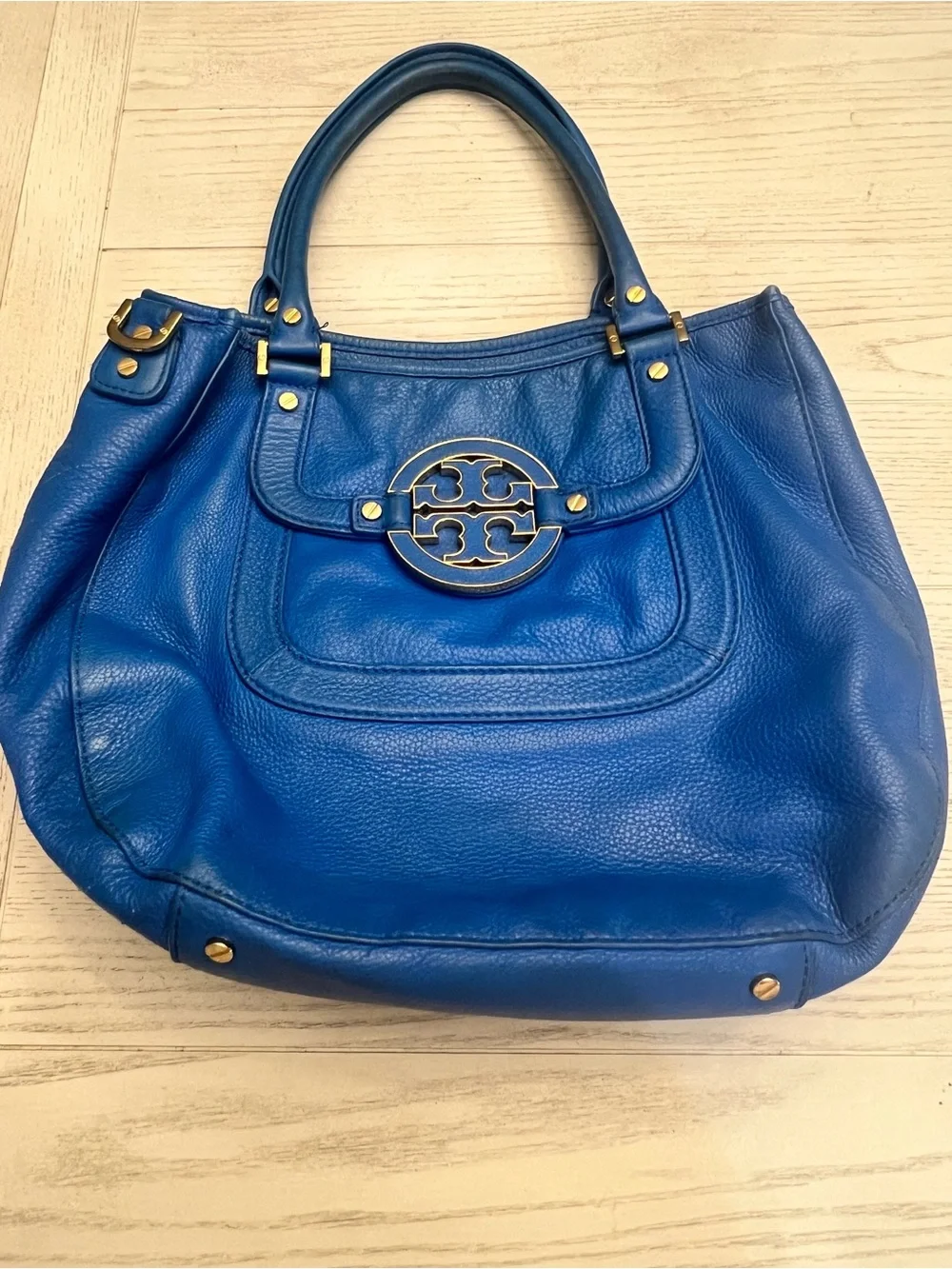 Tory Burch Royal Blue Pebbled Leather Shoulder Bag with Logo Medallion